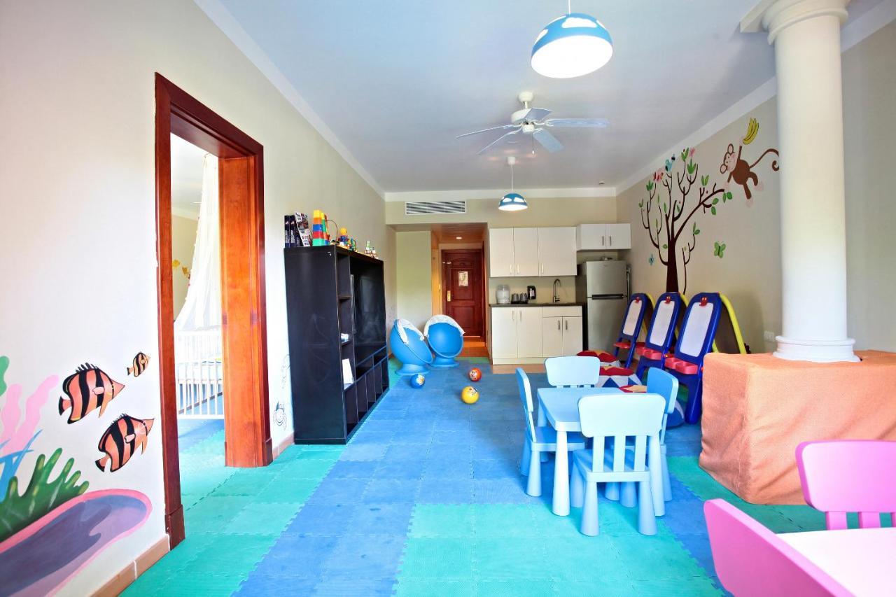 Bahia Principe Grand Bavaro Punta Cana Bagian luar foto A nursery in a hotel